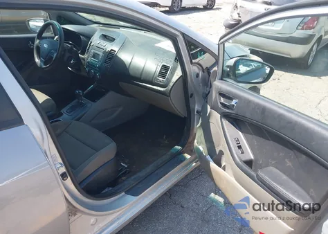 2016 Kia Forte Lx из США, поврежденный, VIN KNAFK4A60G5483255